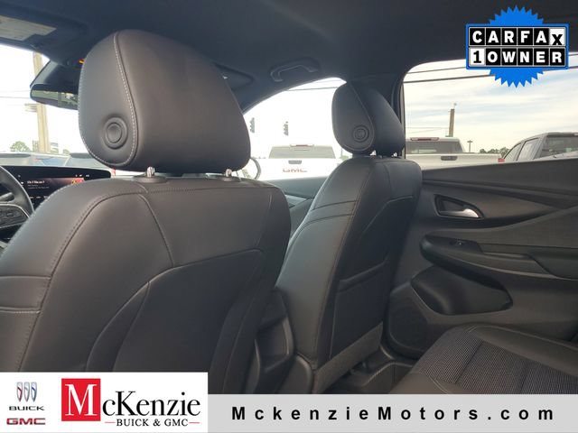 Used 2024 Buick Envista Sport Touring w/ Convenience I Package FWD image 23