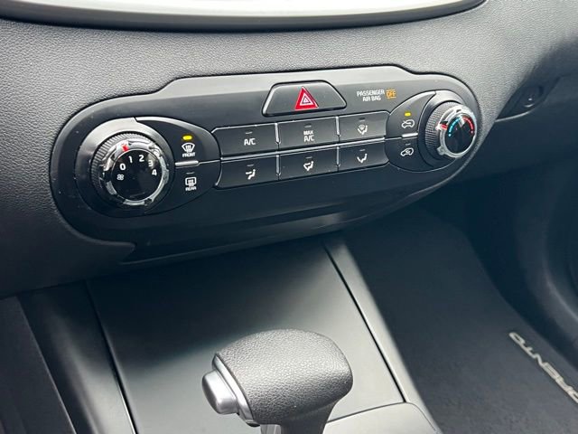 Used 2019 Kia Sorento LX image 18