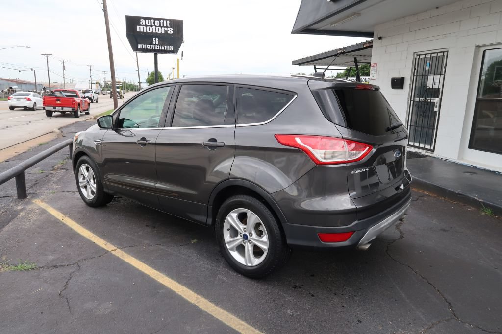 Used 2016 Ford Escape SE FWD image 4