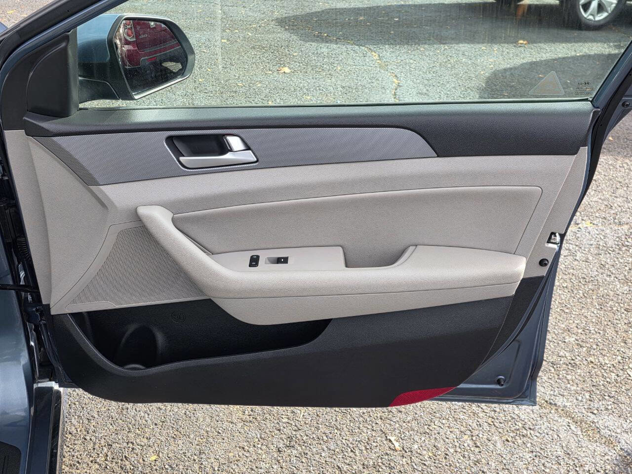 Used 2016 Hyundai Sonata SE image 11