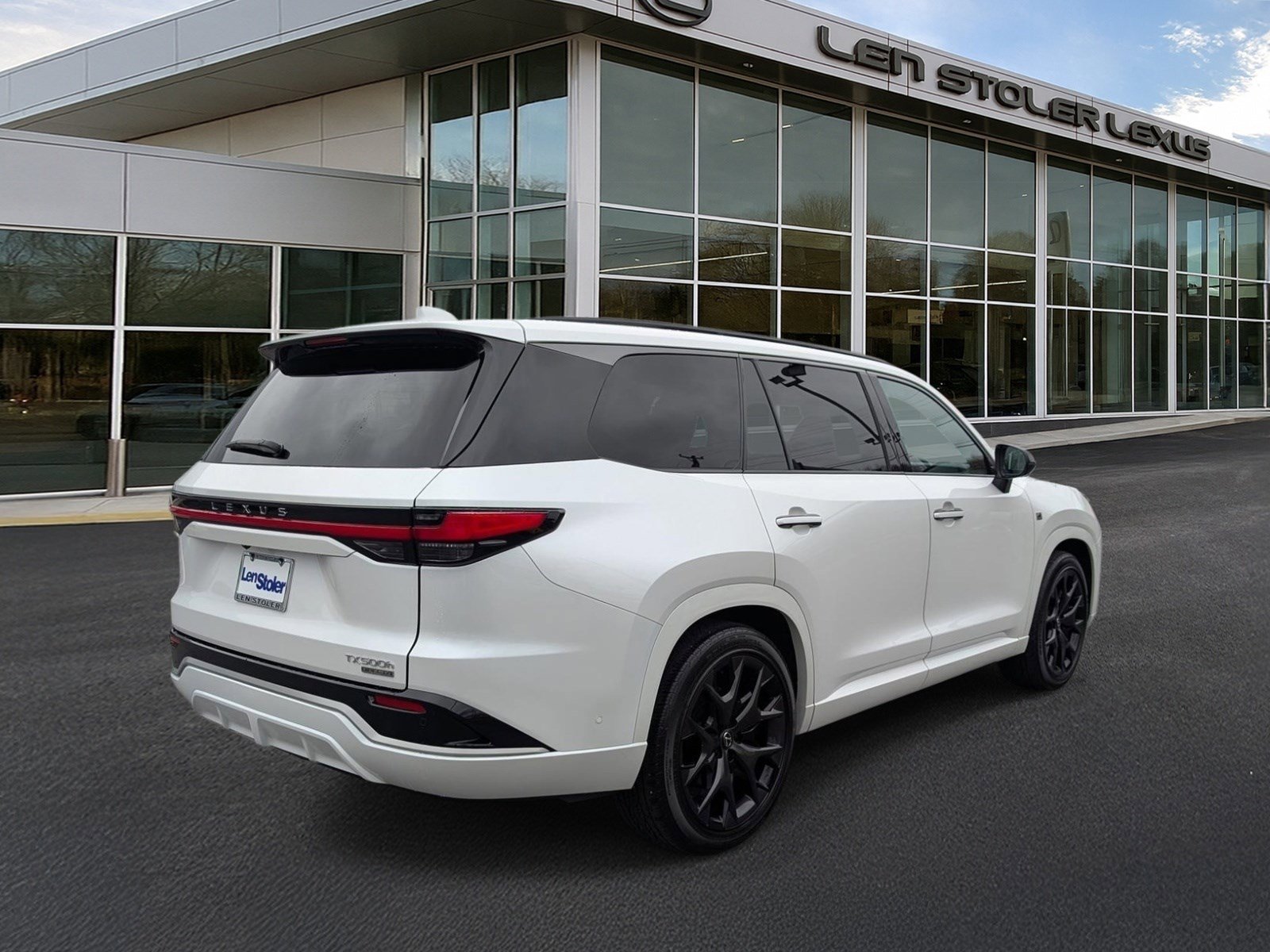 Certified 2024 Lexus TX 500h AWD w/ Technology Package image 3