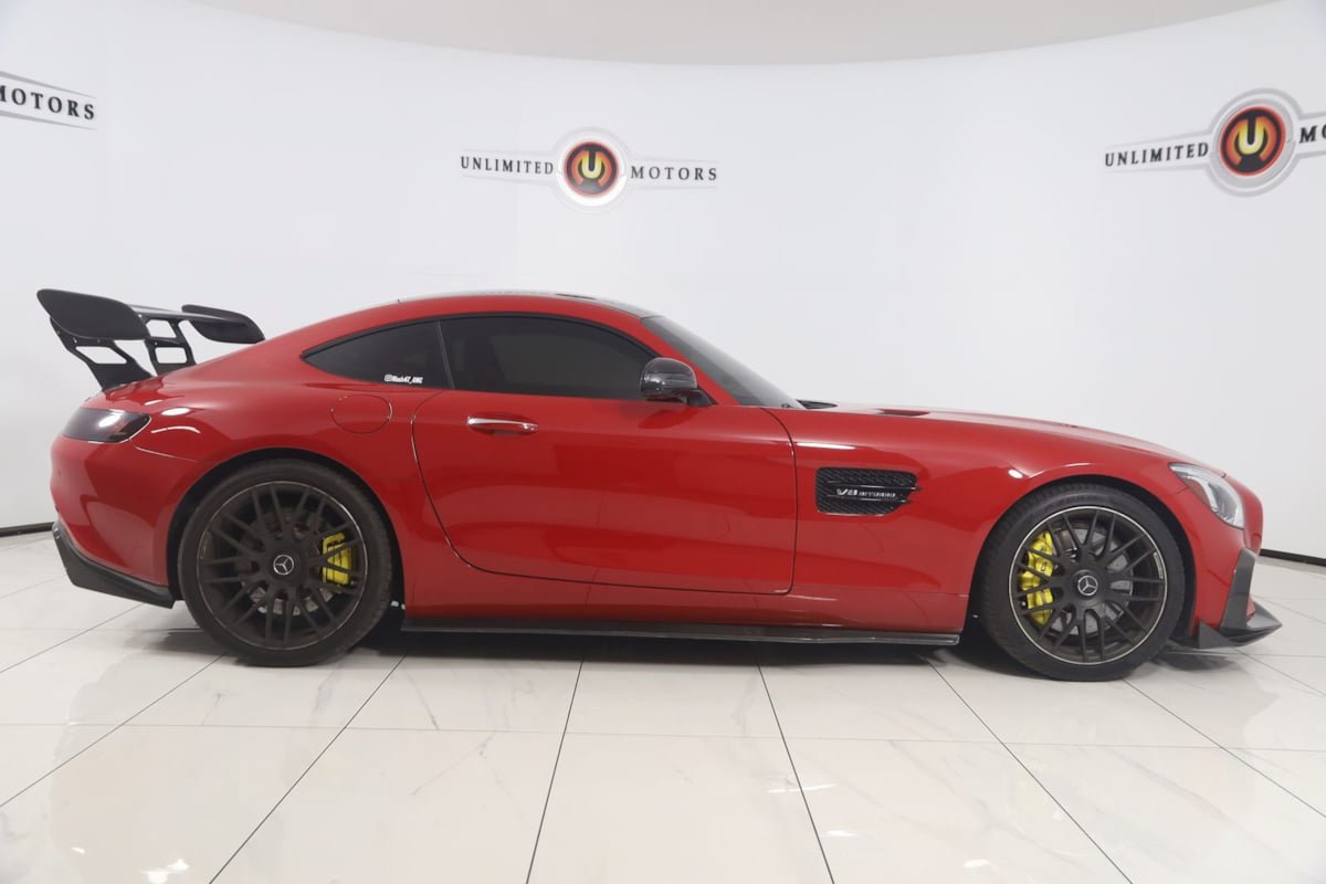 Used 2017 Mercedes-Benz AMG GT Coupe image 2