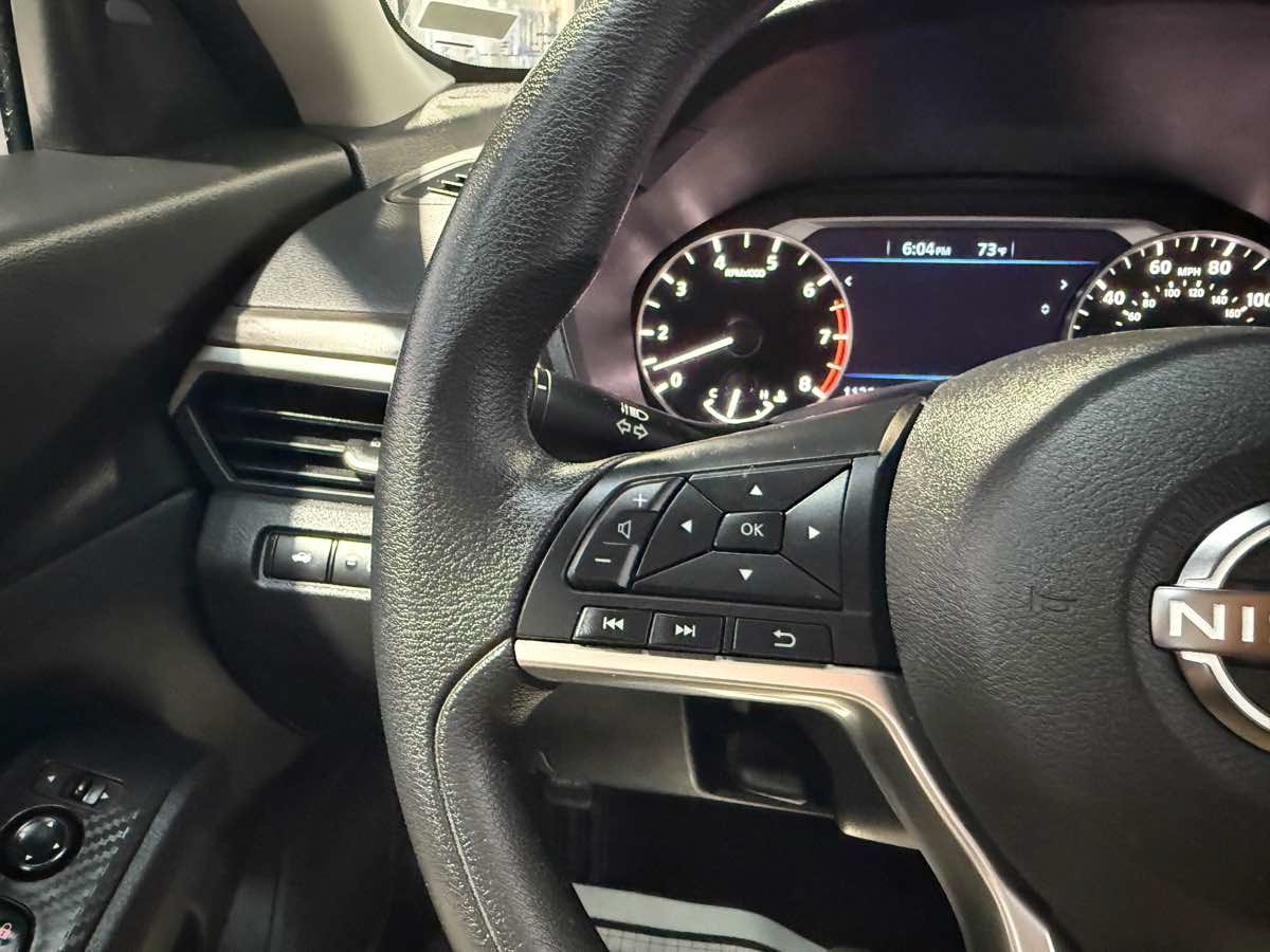 Used 2026 Nissan Altima 2.5 SV FWD image 15