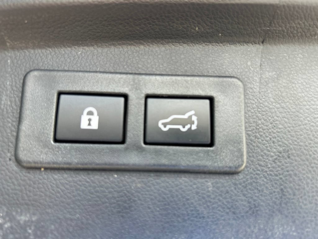 Used 2024 Subaru Outback Limited XT AWD/4WD image 8