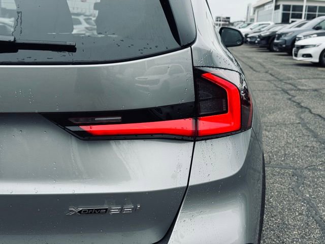 New 2026 BMW X1 xDrive28i w/ Technology Package AWD/4WD image 7