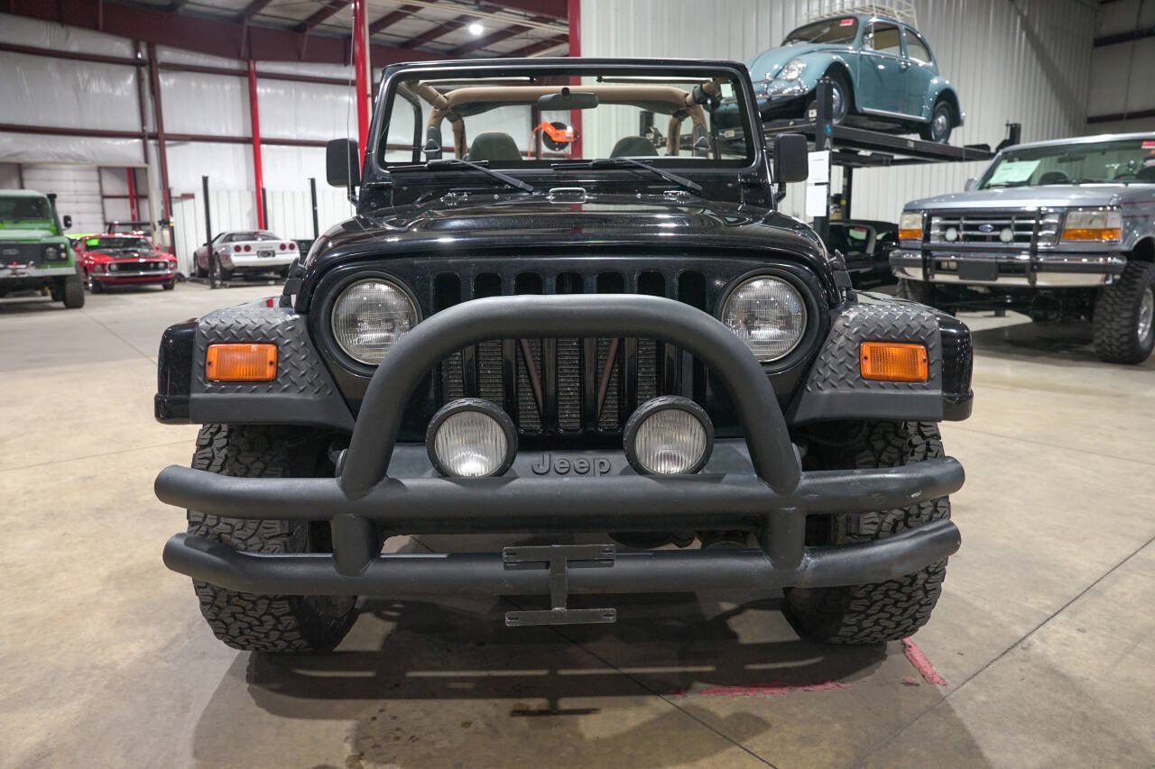 Used 2002 Jeep Wrangler Sahara AWD/4WD image 13