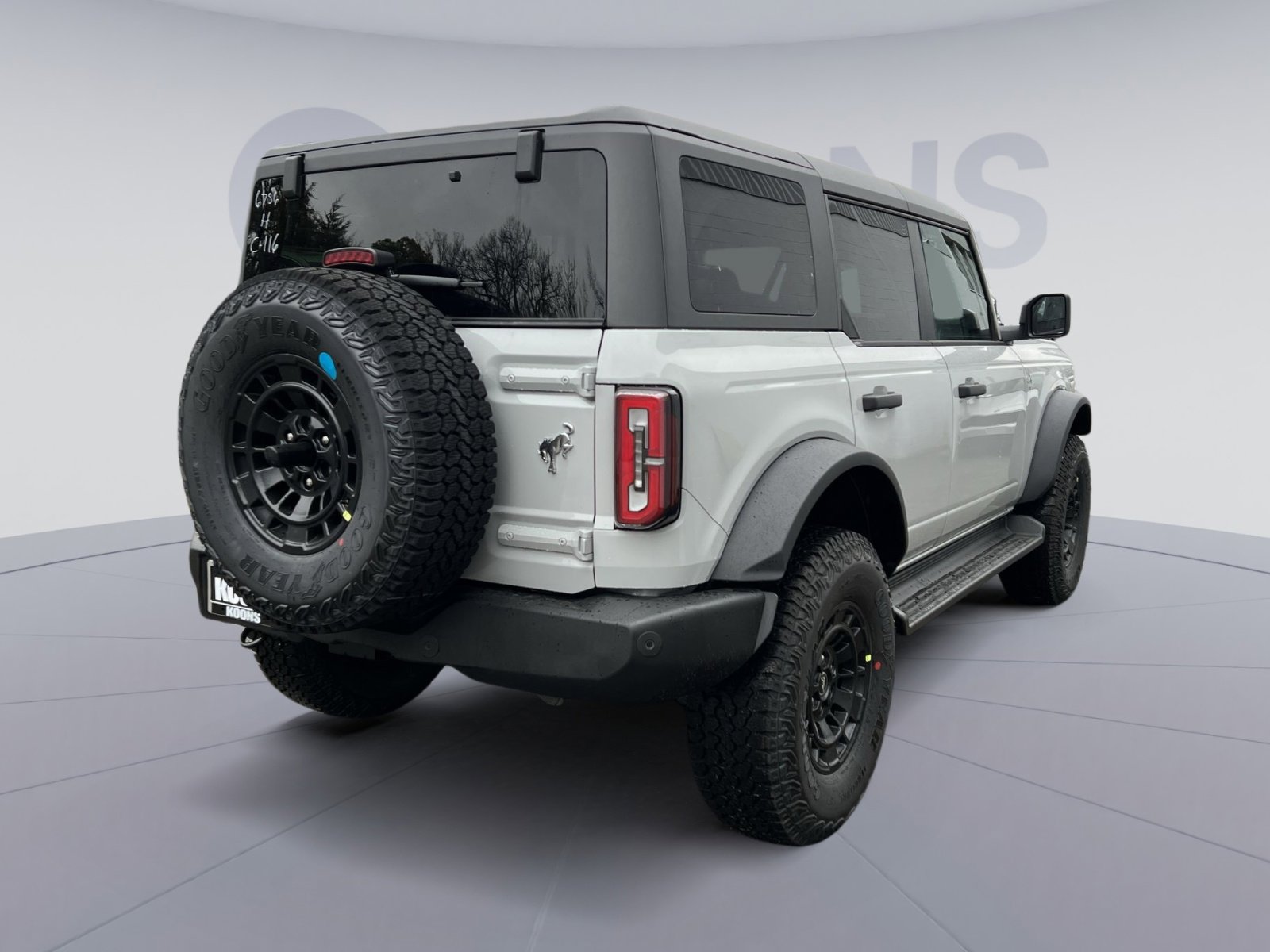 New 2026 Ford Bronco Outer Banks w/ Sasquatch Package image 7