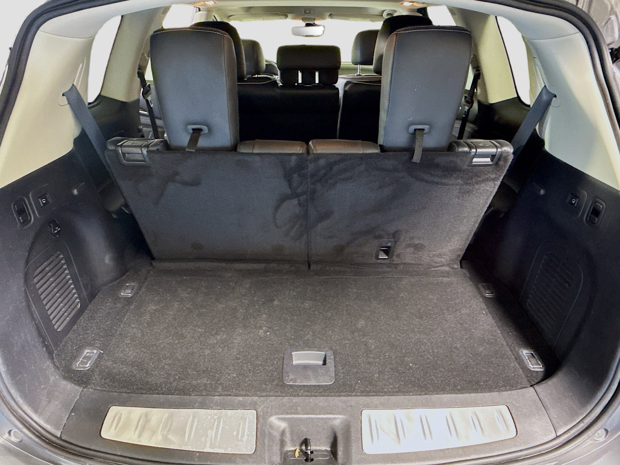 Used 2019 INFINITI QX60 Luxe w/ Sensory Package image 35