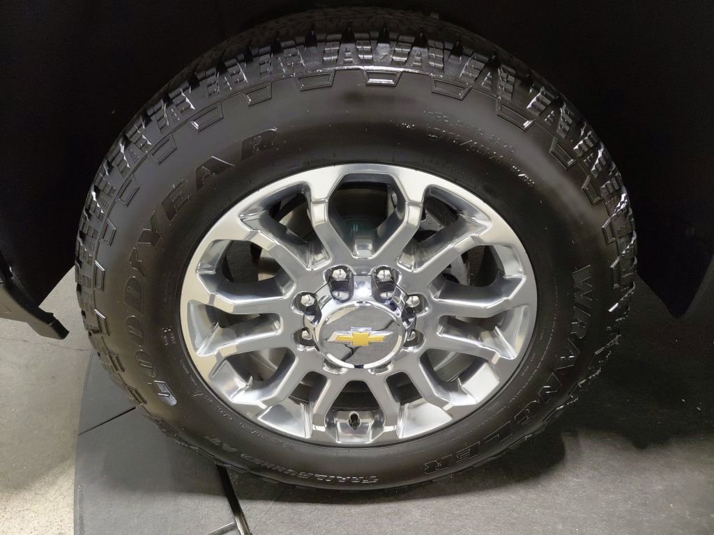 Certified 2025 Chevrolet Silverado 3500 LT w/ Z71 Chrome Sport Edition image 33