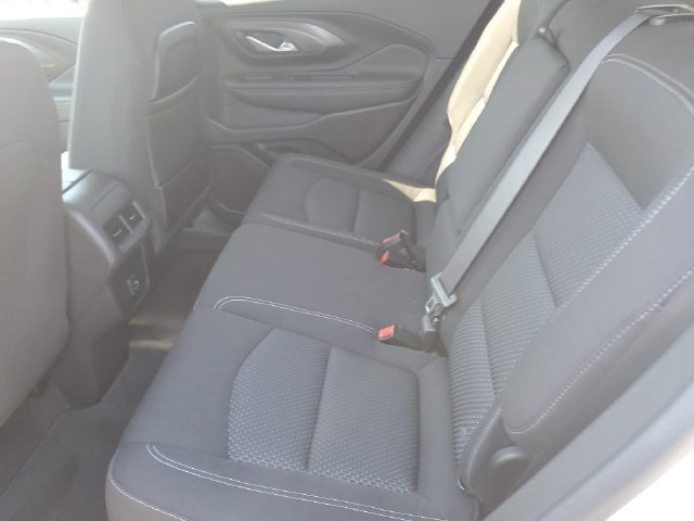 Used 2022 GMC Terrain SLE FWD image 12