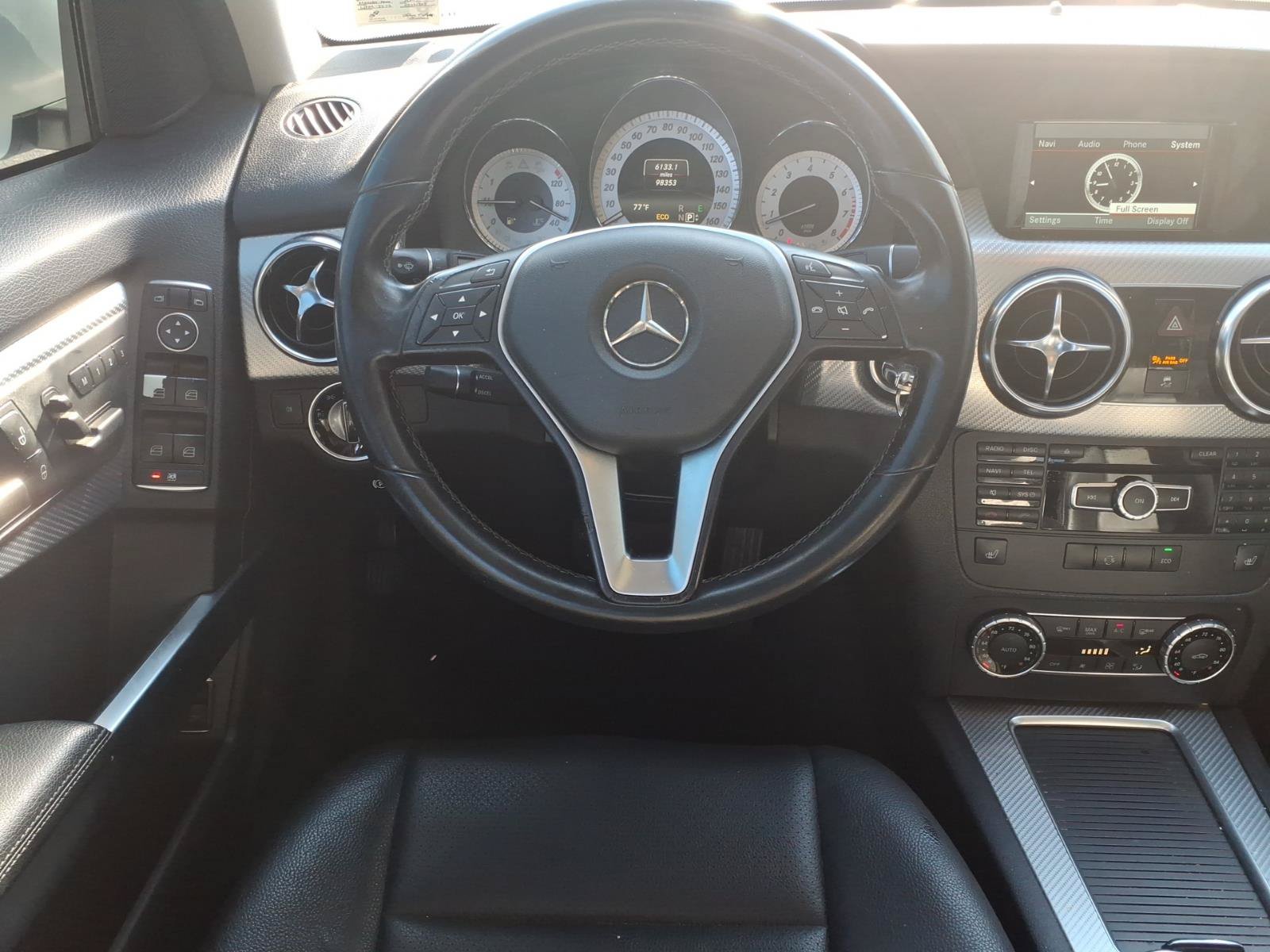 Used 2014 Mercedes-Benz GLK 350 4MATIC image 5