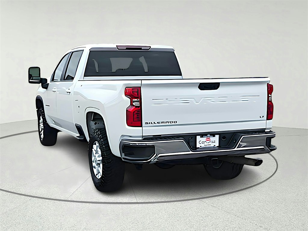 Used 2022 Chevrolet Silverado 2500 LT w/ Convenience Package image 6