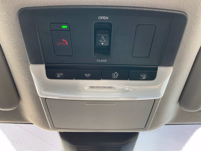 Used 2021 Nissan Sentra SR w/ SR Premium Package FWD image 18