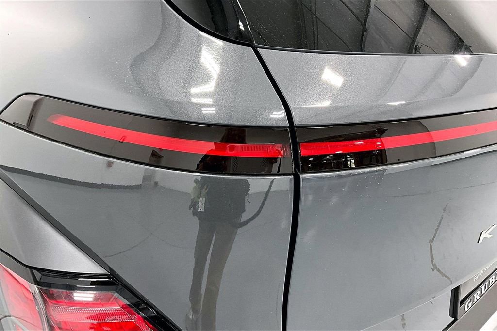New 2026 Hyundai Kona Limited FWD image 31