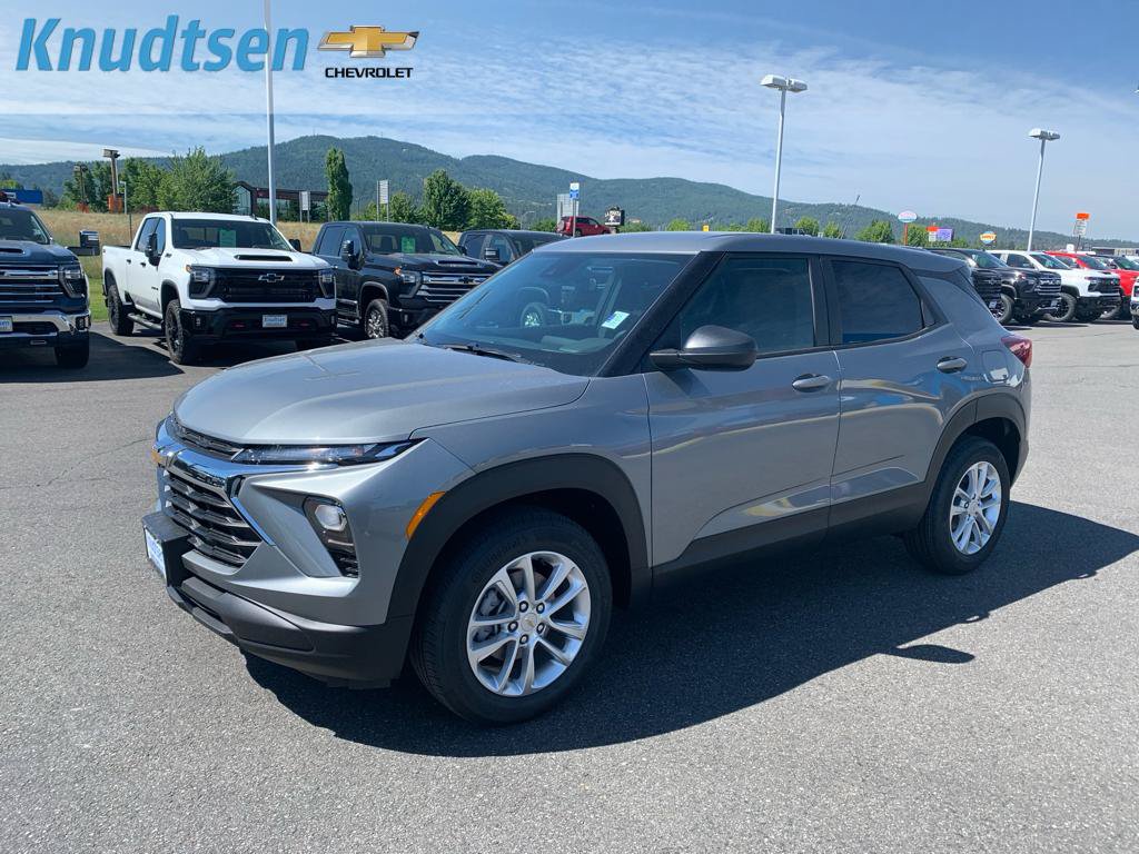 New 2026 Chevrolet TrailBlazer LS w/ LS Convenience Package AWD/4WD image 3