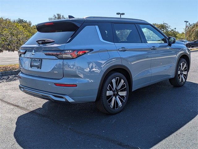 New 2025 Mitsubishi Outlander SEL image 5