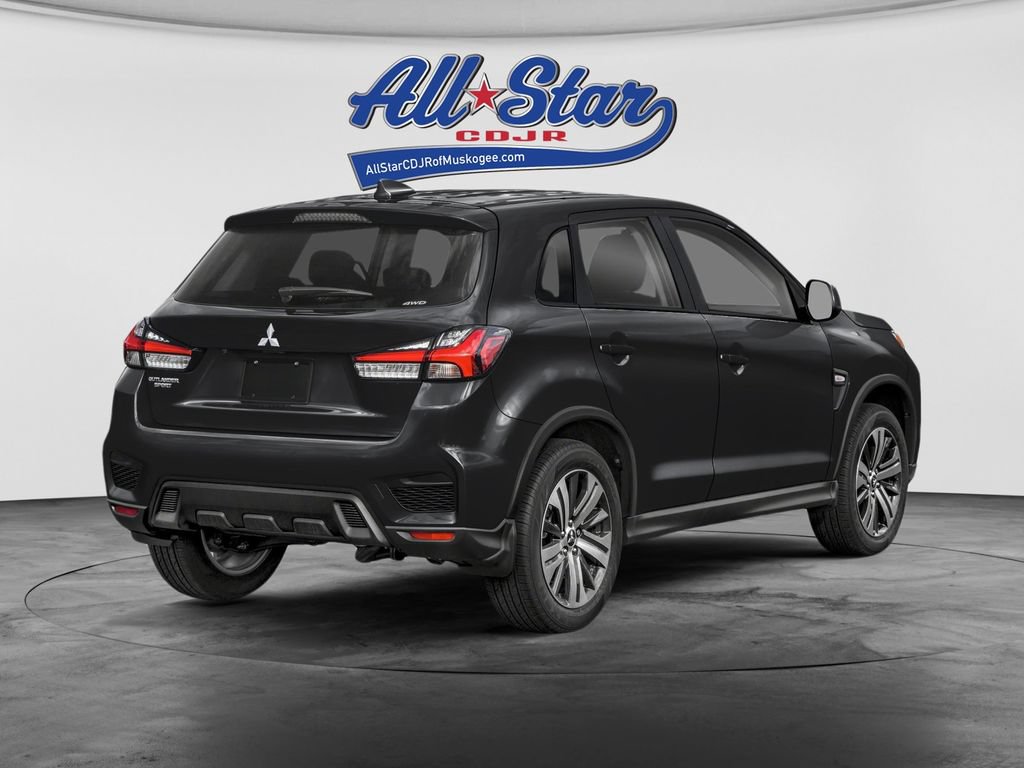 Used 2025 Mitsubishi Outlander Sport SE AWD/4WD image 2