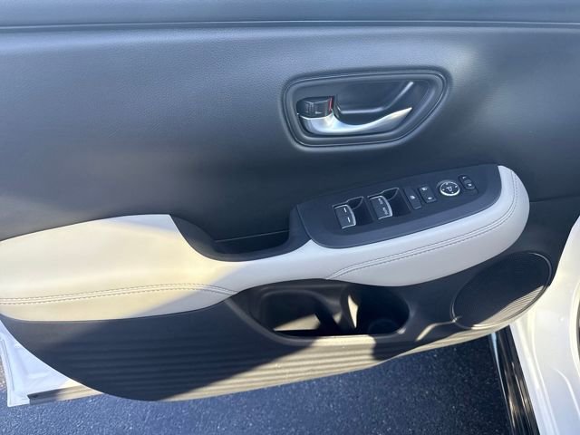 Certified 2025 Honda HR-V EX-L image 9