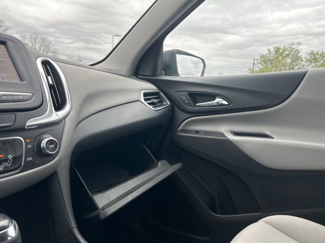 Used 2019 Chevrolet Equinox LS w/ LS Convenience Package AWD/4WD image 24