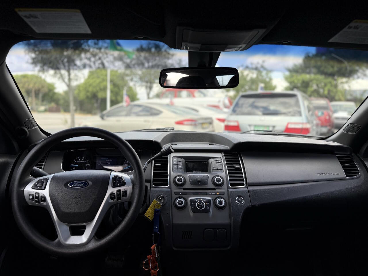 Used 2015 Ford Taurus Police Interceptor AWD image 16
