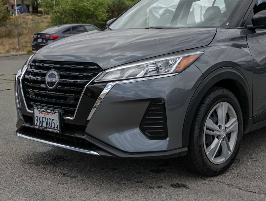 Used 2024 Nissan Kicks S FWD image 10