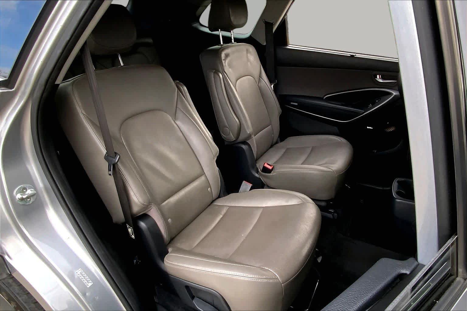 Used 2019 Hyundai Santa Fe XL FWD image 20