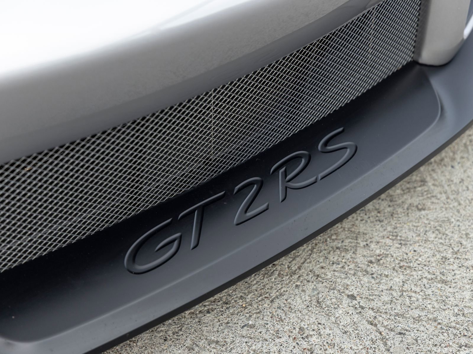 Certified 2018 Porsche 911 GT2 RS RWD image 17