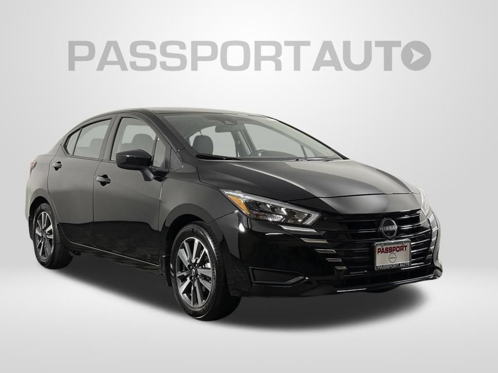 Used 2025 Nissan Versa SV w/ Trunk Package FWD image 4