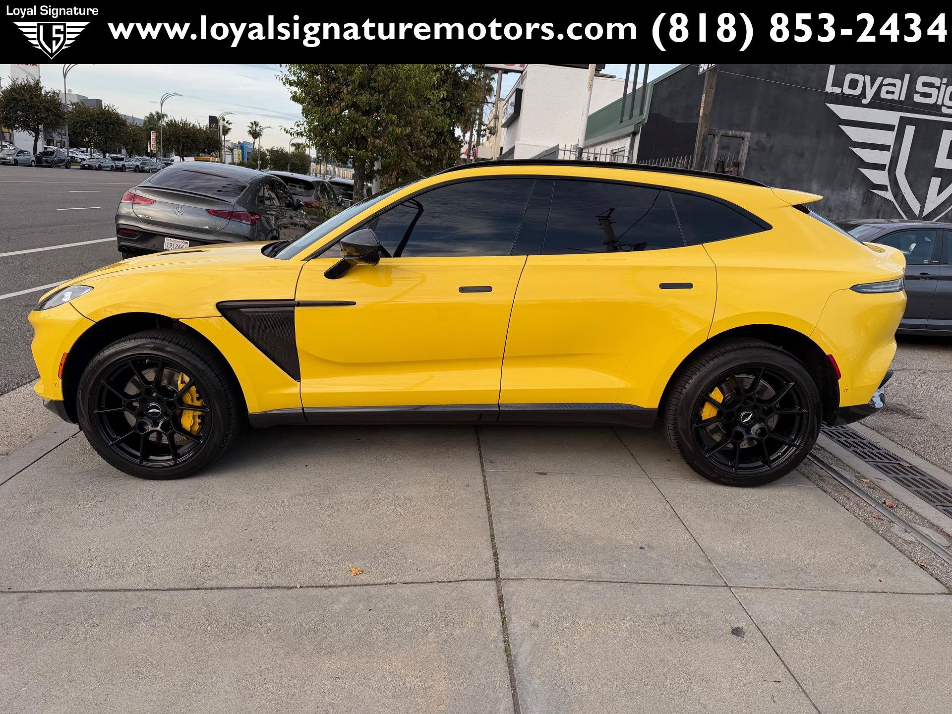 Used 2021 Aston Martin DBX AWD/4WD image 4