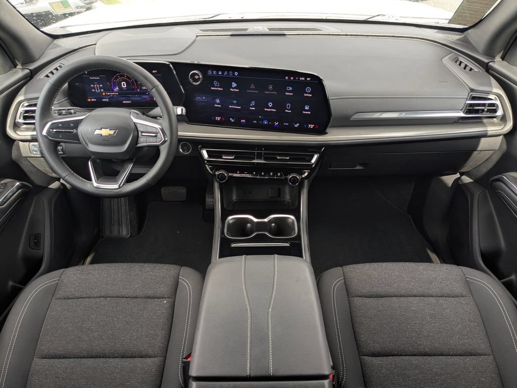 Used 2024 Chevrolet Traverse LS AWD/4WD image 21