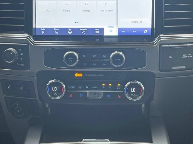 Used 2022 Ford F450 Platinum w/ FX4 Off-Road Package AWD/4WD image 25