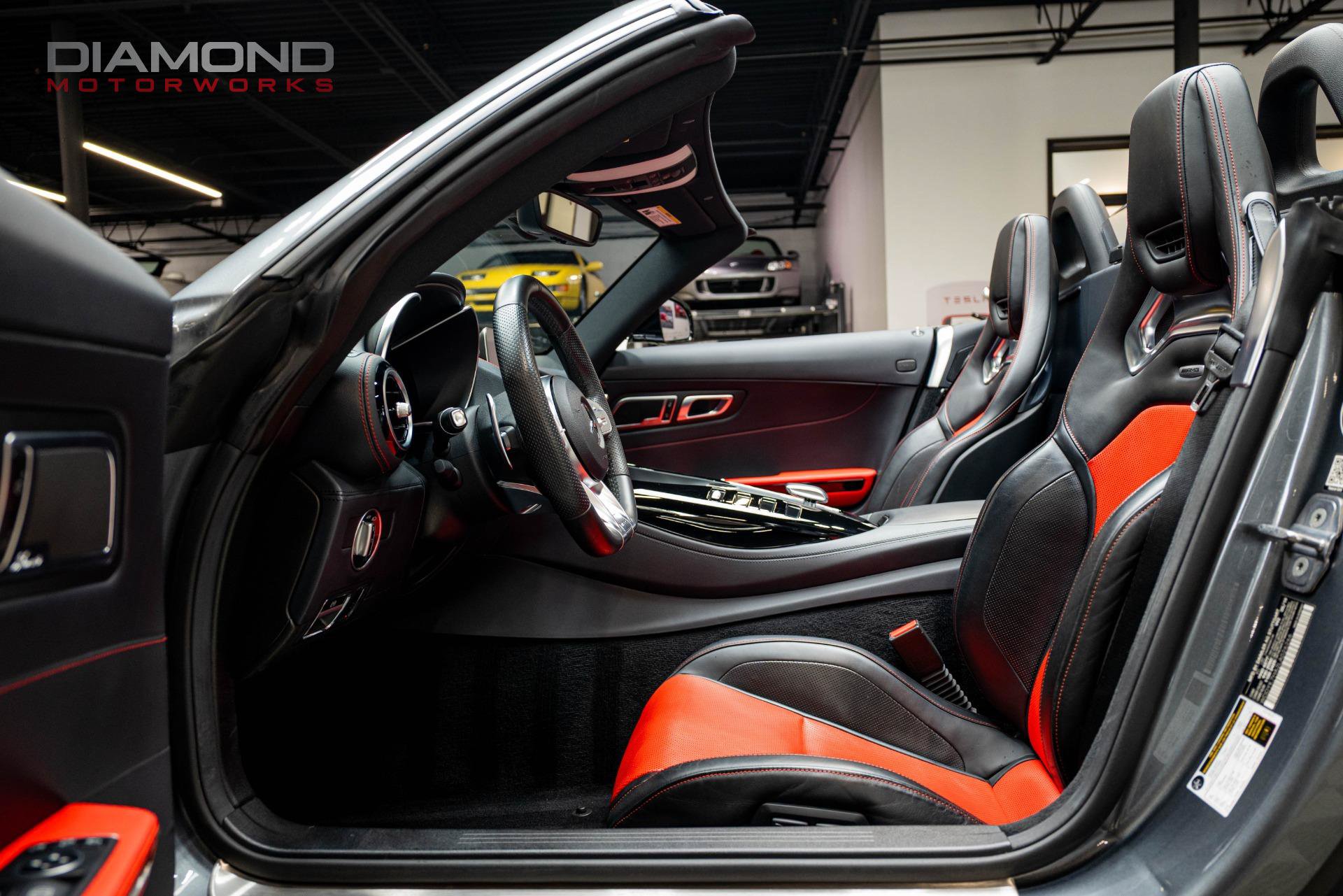 Used 2020 Mercedes-Benz AMG GT Roadster image 98