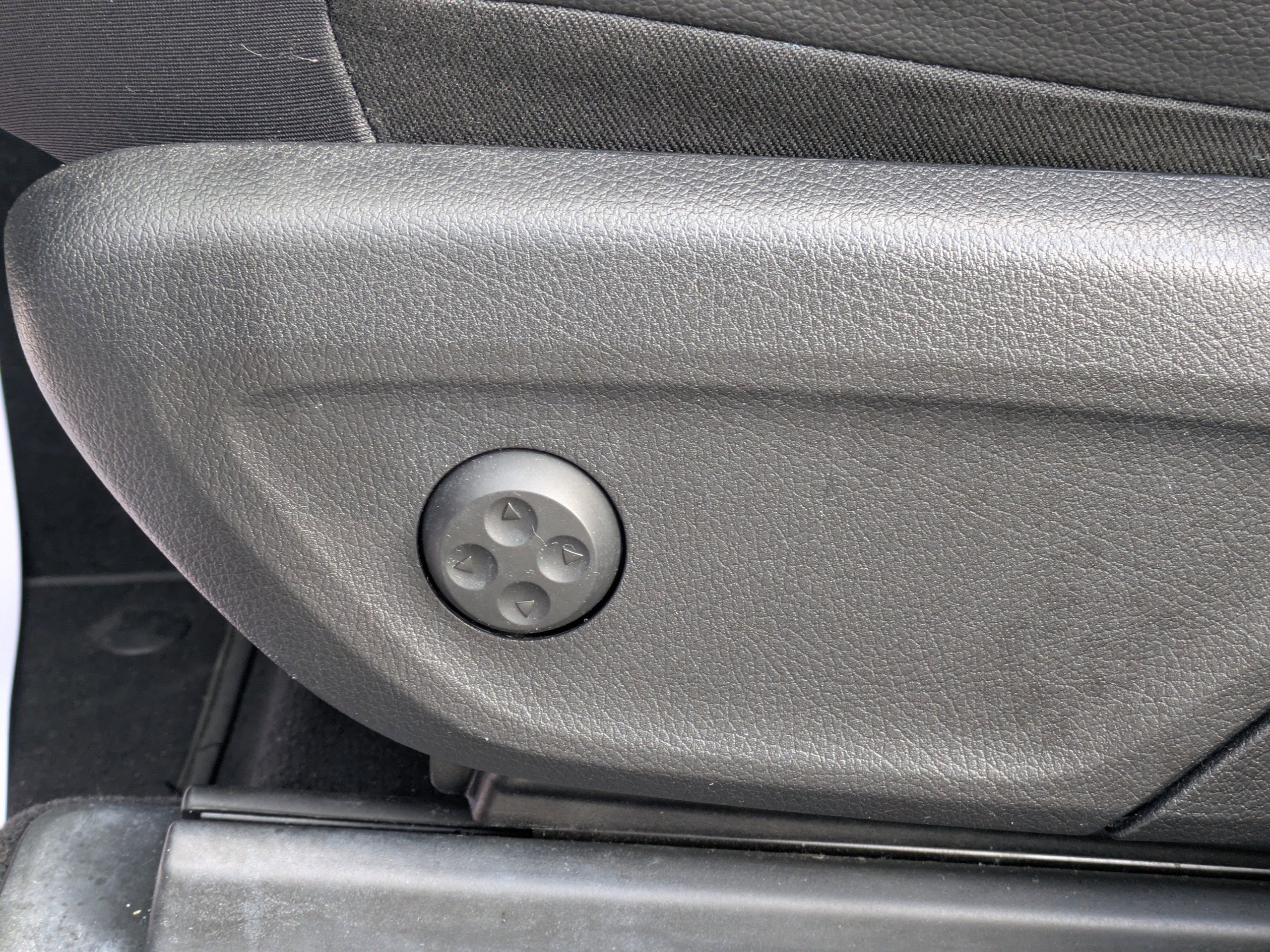 Used 2022 Mercedes-Benz GLE 350 image 28