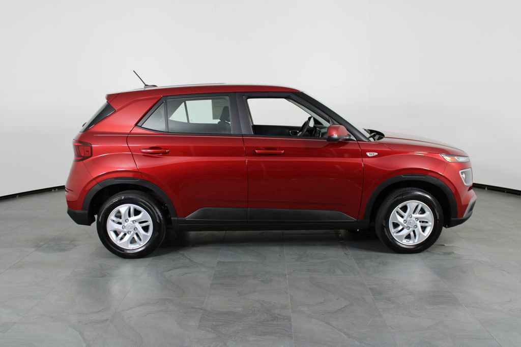 Used 2026 Hyundai Venue SE image 15