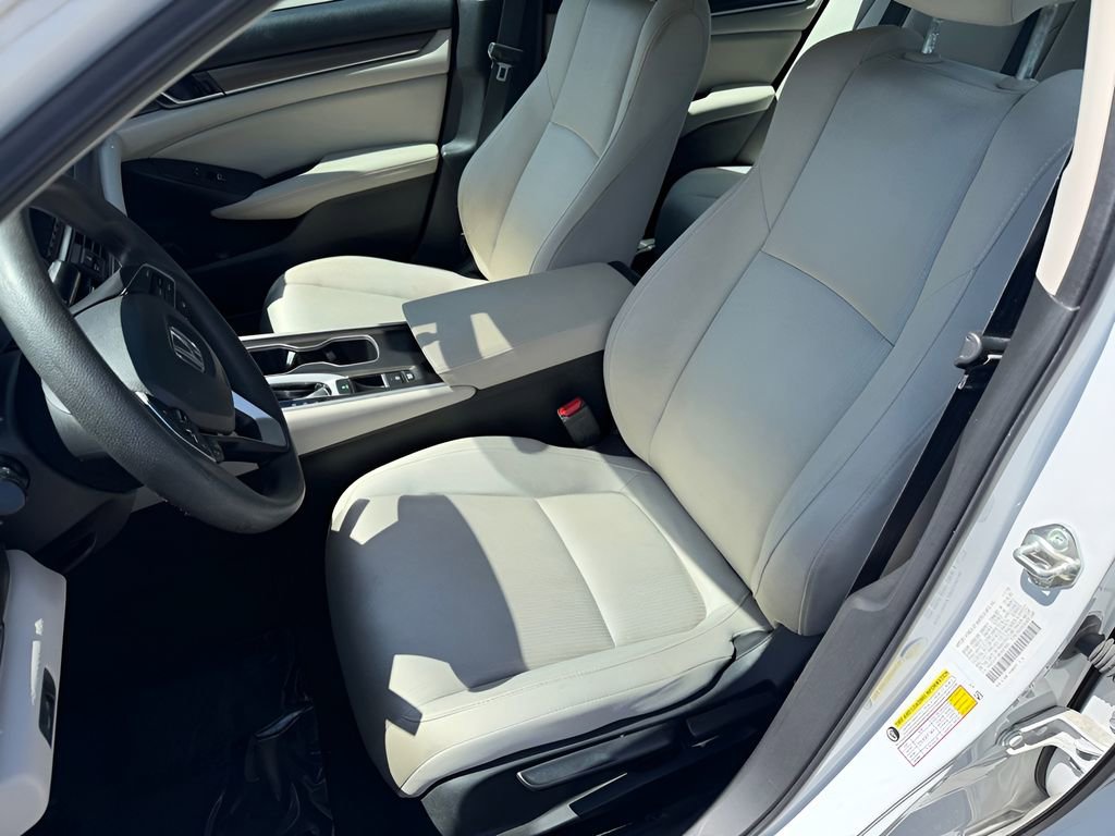 Used 2019 Honda Accord LX image 15