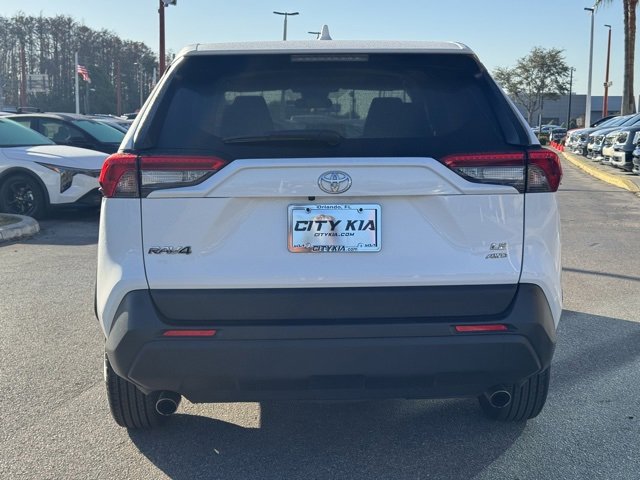 Used 2024 Toyota RAV4 LE image 4