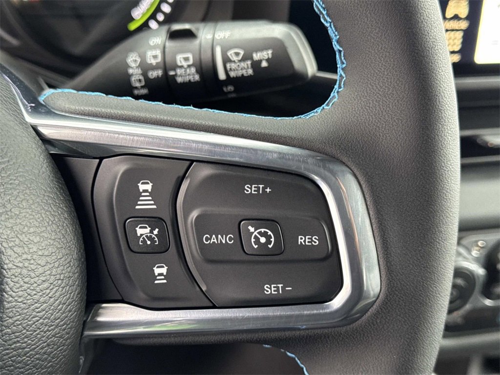 Used 2024 Jeep Wrangler High Altitude image 25