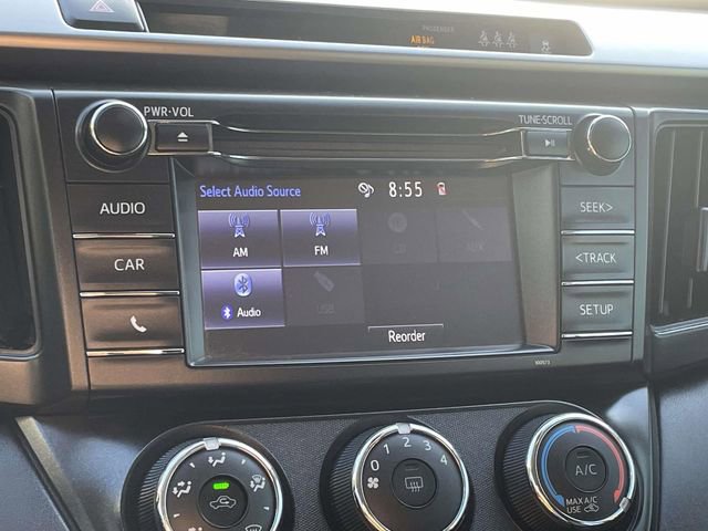 Used 2017 Toyota RAV4 LE image 25