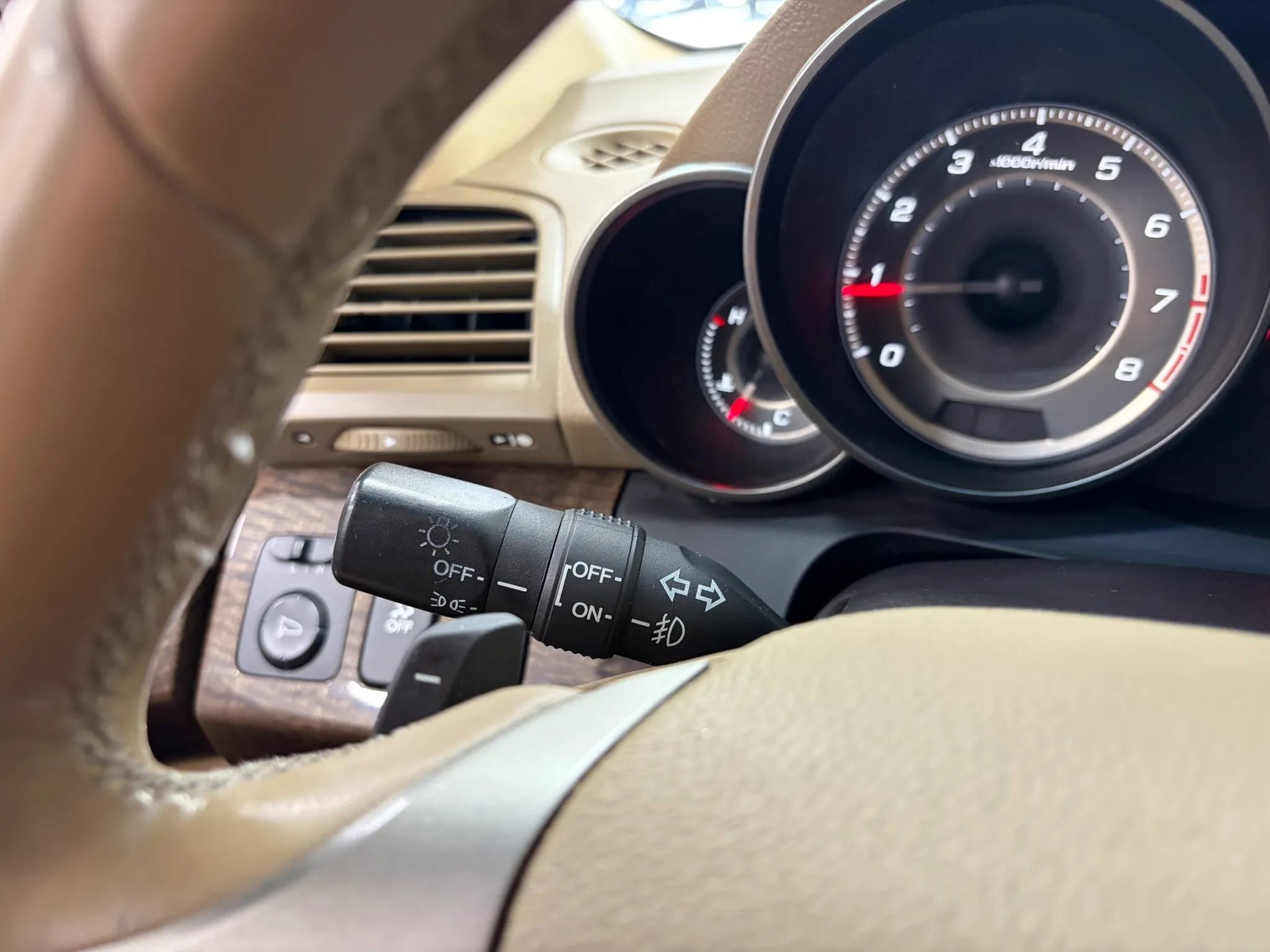 Used 2012 Acura MDX w/ Technology & Entertainment image 37