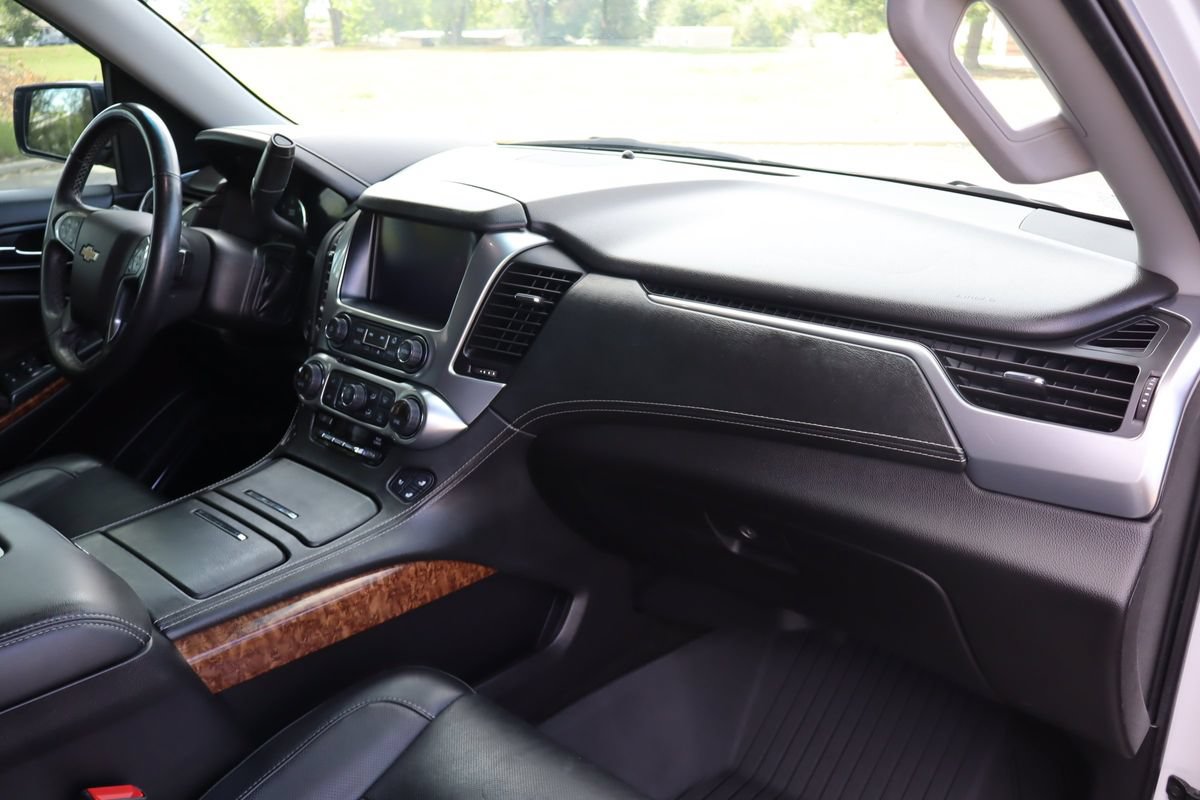 Used 2017 Chevrolet Tahoe Premier AWD/4WD image 17