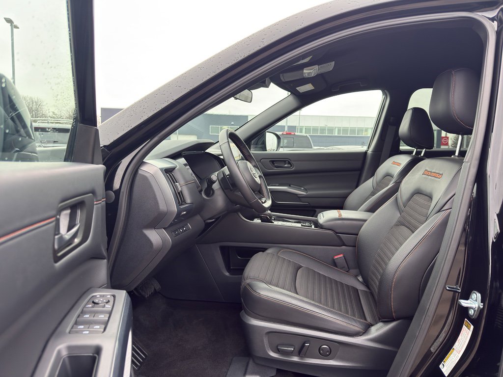 Certified 2025 Nissan Pathfinder Rock Creek image 11