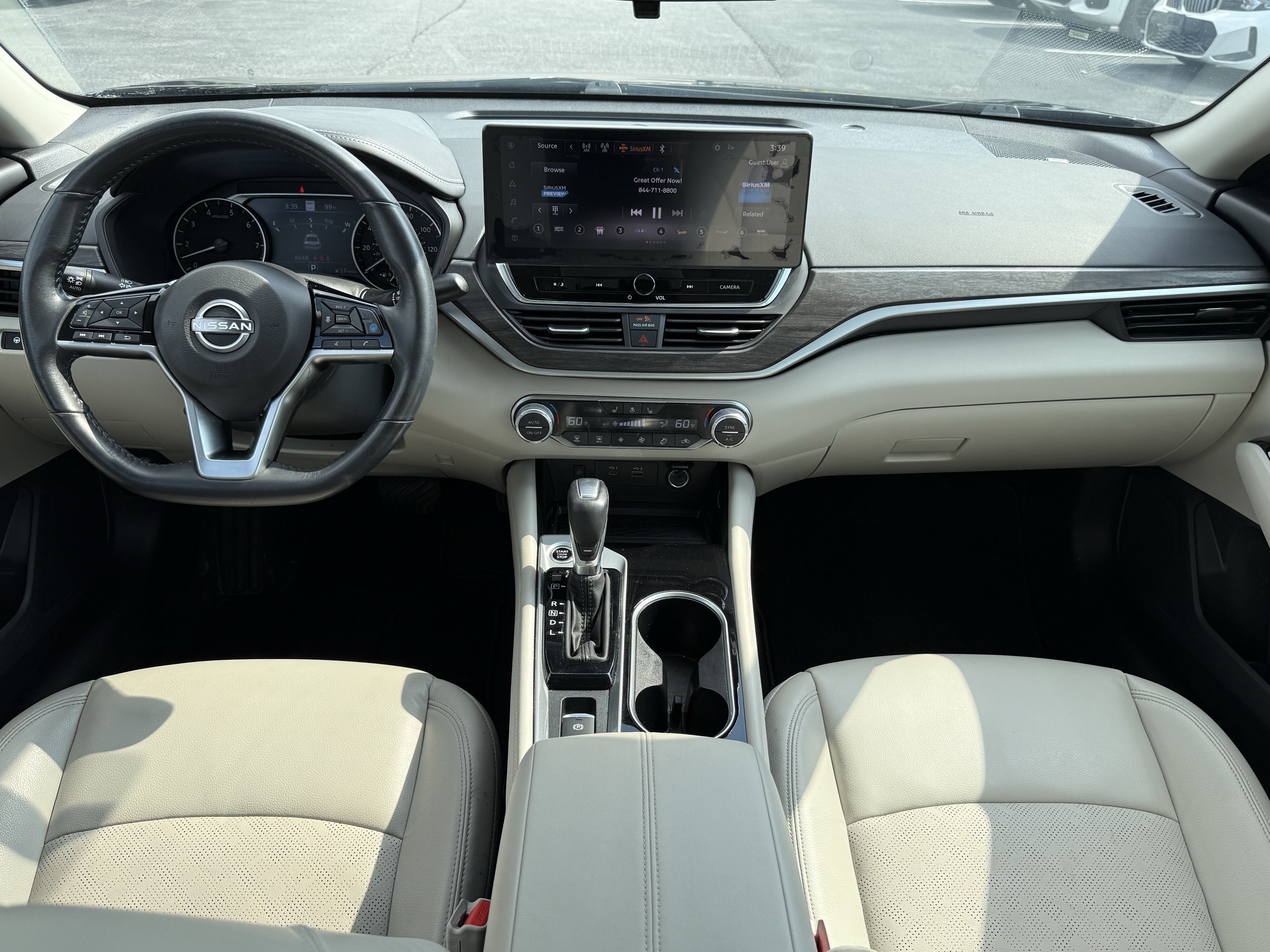 Used 2024 Nissan Altima 2.5 SL AWD/4WD image 30
