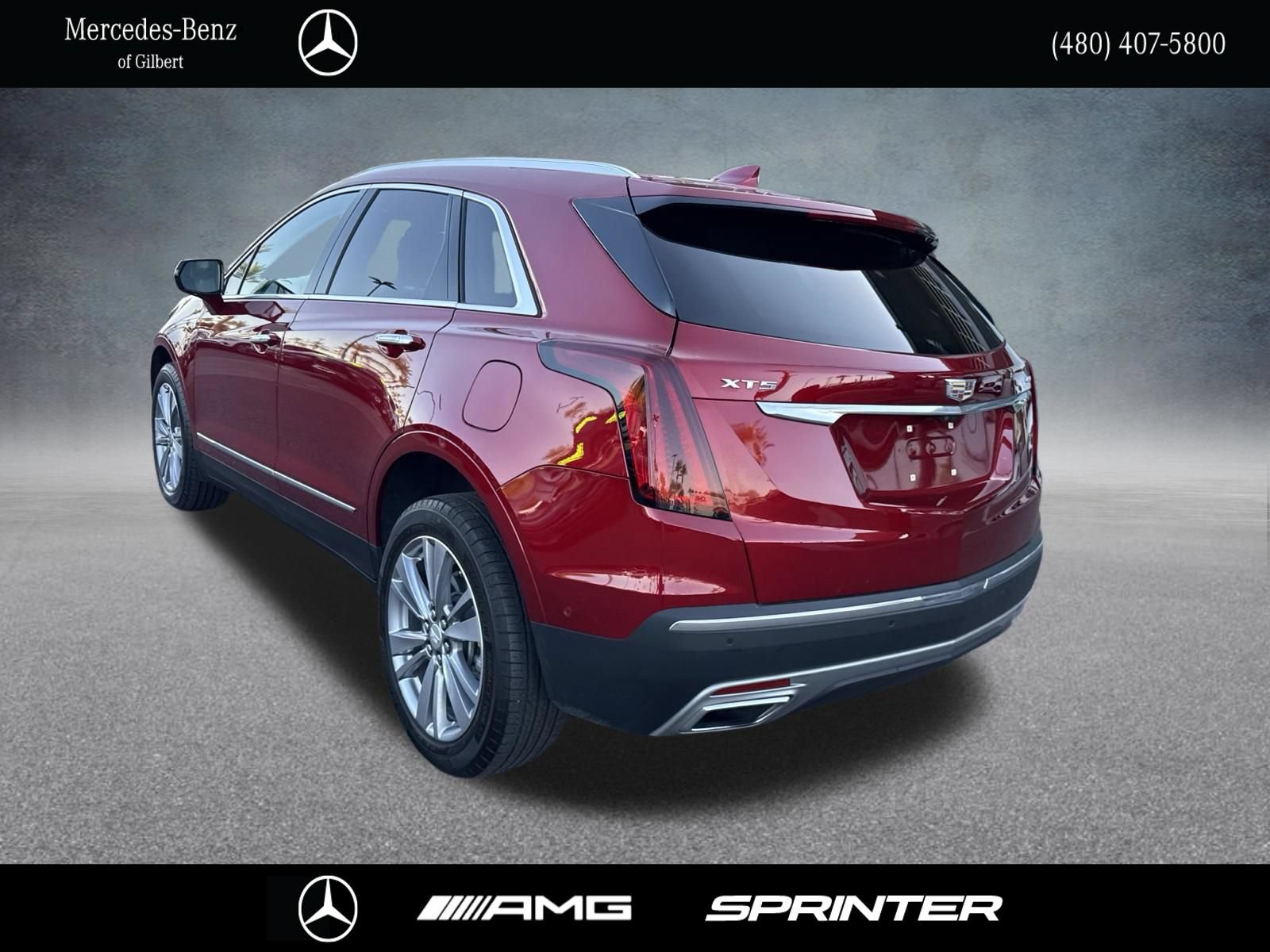 Used 2024 Cadillac XT5 Premium Luxury w/ Technology Package FWD image 4