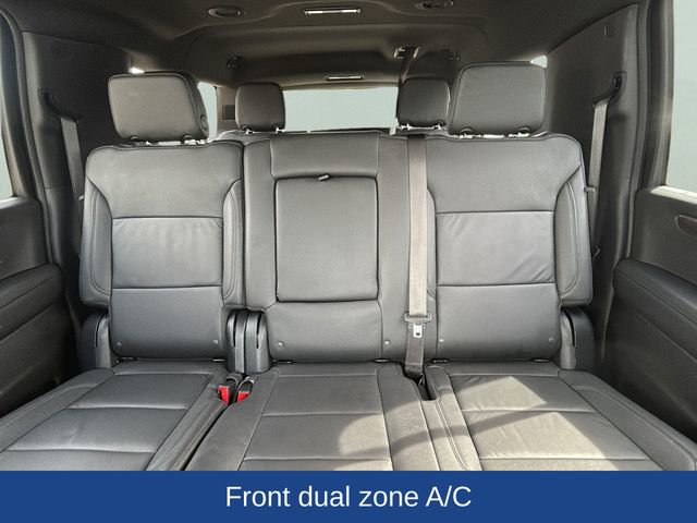 Used 2025 Chevrolet Suburban Z71 AWD/4WD image 17