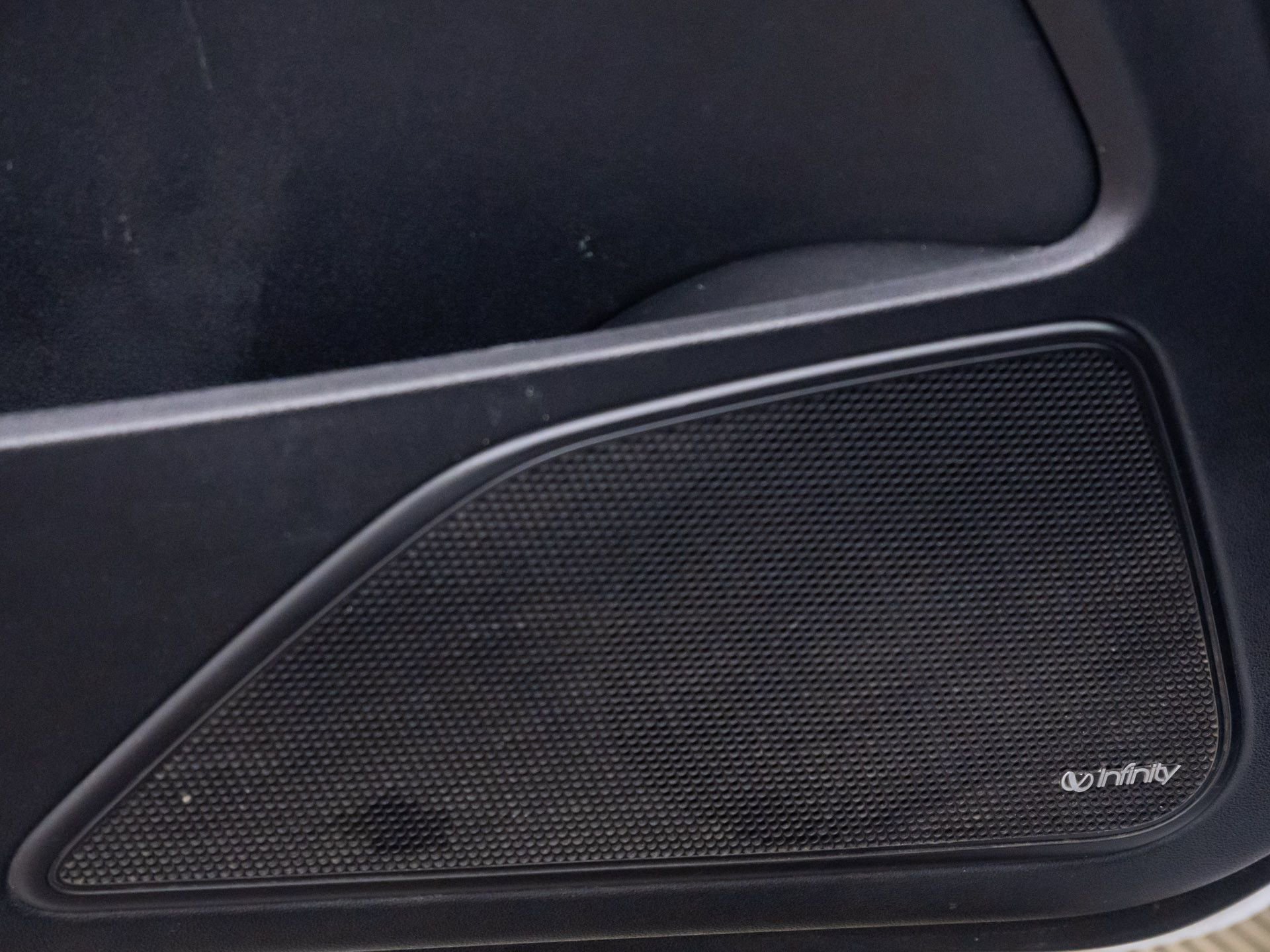 Used 2013 Hyundai Genesis 3.8 image 14