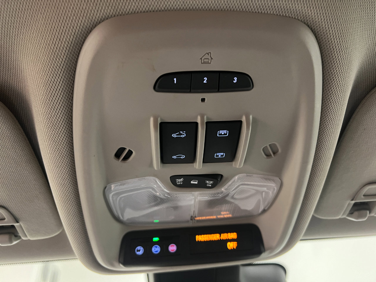 Used 2023 Buick Encore GX Essence w/ Experience Buick Package image 39