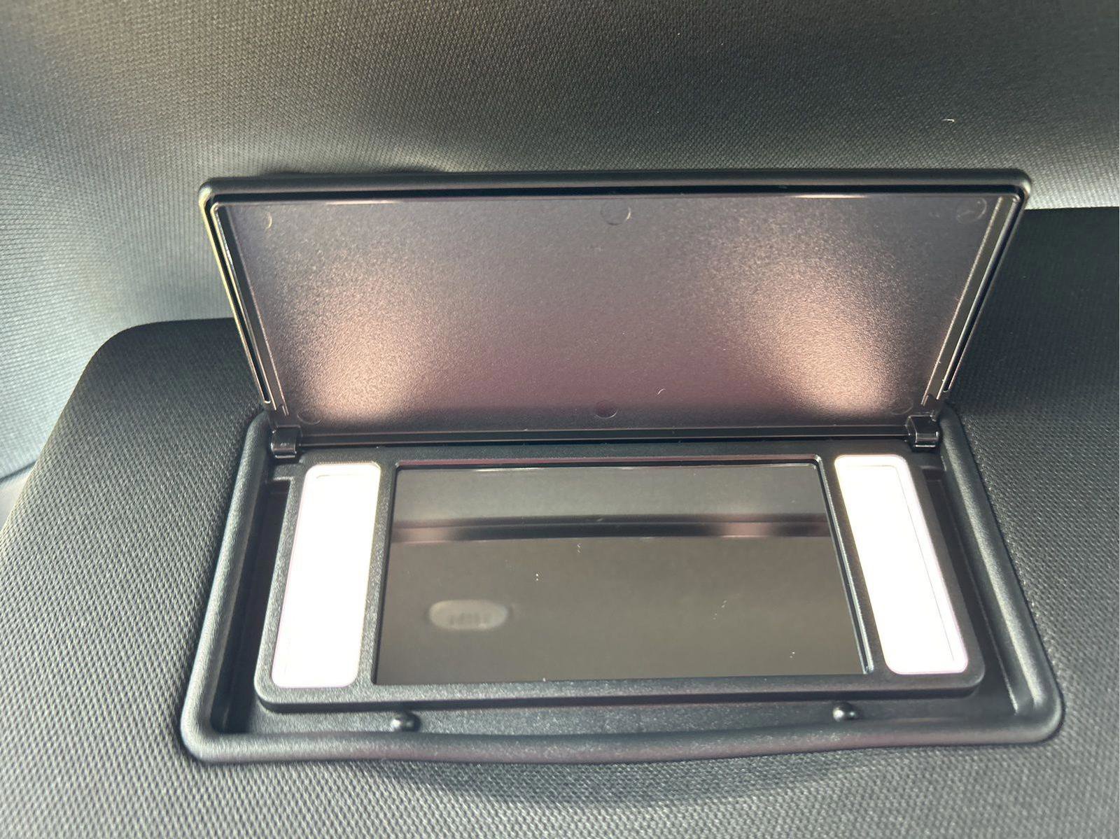 New 2026 Jeep Grand Wagoneer 2WD image 33