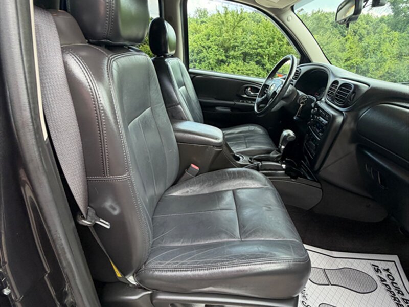 Used 2005 Chevrolet TrailBlazer LT AWD/4WD image 20