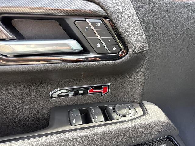 Used 2025 GMC Sierra 1500 AT4 w/ AT4 Premium Package image 20