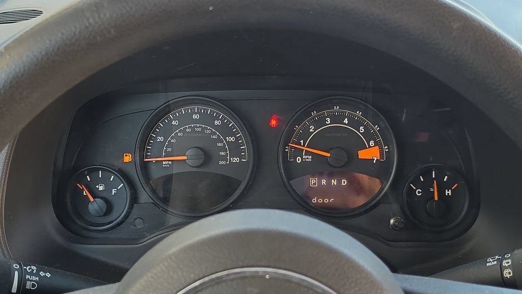 Used 2015 Jeep Patriot Sport w/ Power Value Group AWD/4WD image 13